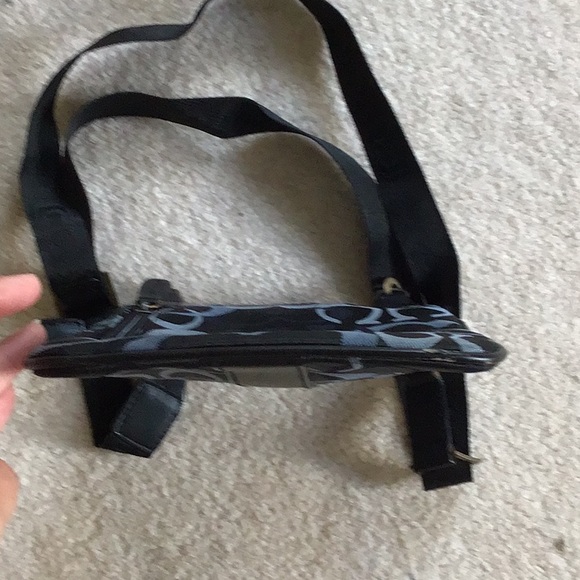 COACH Cross Body - Picture 6 of 6